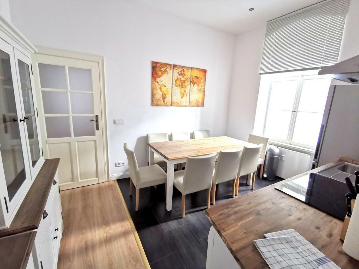 Fritz By Rockchair Apartments L Superhost Status L 3 Bedrooms Boxspringbeds 2 Bathrooms 2 Kitchen - Cozy Family & Business Flair Welcomes You! เบอร์ลิน ภายนอก รูปภาพ