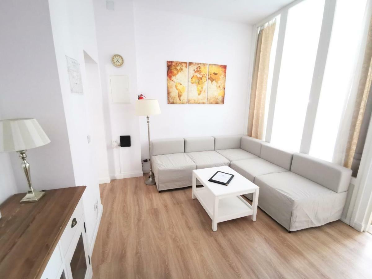 Fritz By Rockchair Apartments L Superhost Status L 3 Bedrooms Boxspringbeds 2 Bathrooms 2 Kitchen - Cozy Family & Business Flair Welcomes You! เบอร์ลิน ภายนอก รูปภาพ