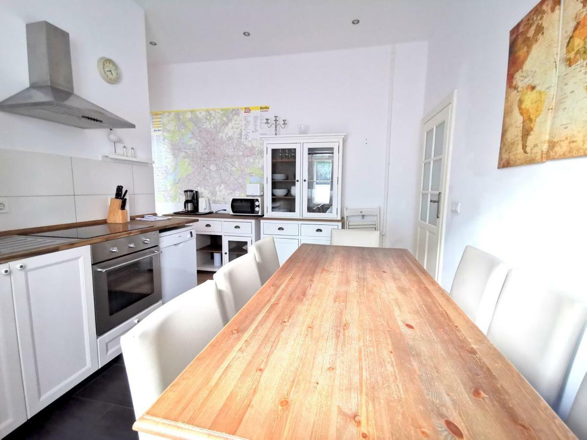 Fritz By Rockchair Apartments L Superhost Status L 3 Bedrooms Boxspringbeds 2 Bathrooms 2 Kitchen - Cozy Family & Business Flair Welcomes You! เบอร์ลิน ภายนอก รูปภาพ